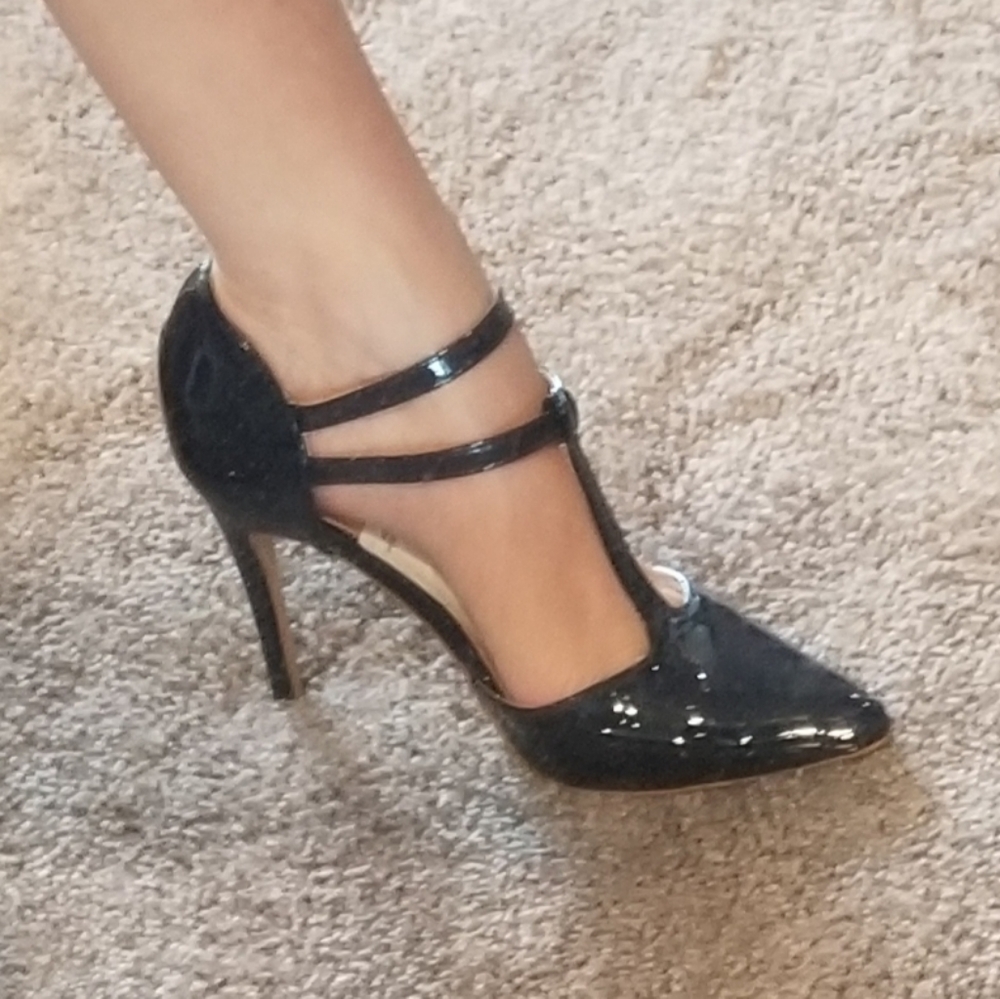 Women's shoes